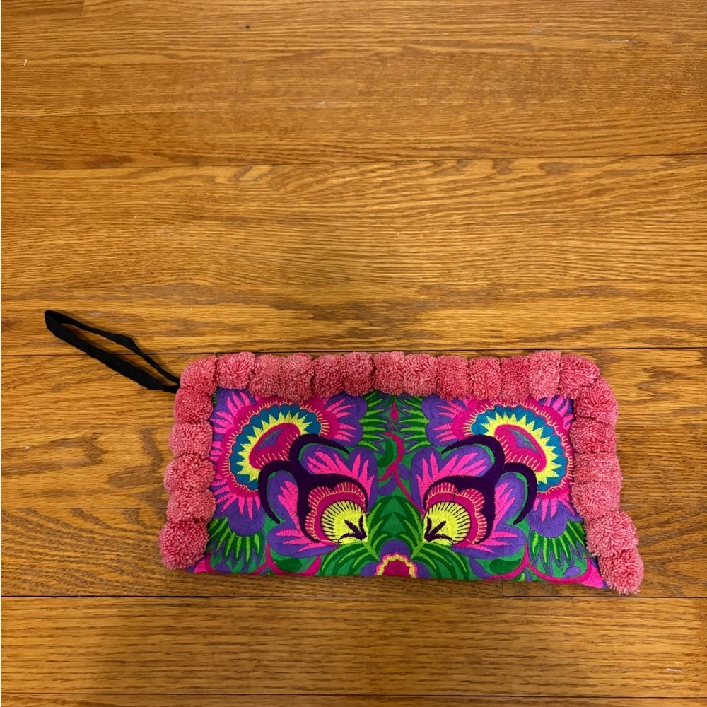 Women’s Colorful Floral Wristlet